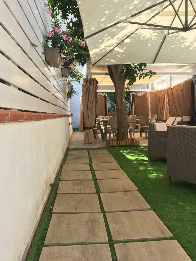 Virgilio'S Garden Bed & Breakfast Castellammare di Stabia Exterior foto